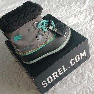 Sorel Yoot Pac Nylon waterproof boots size 13